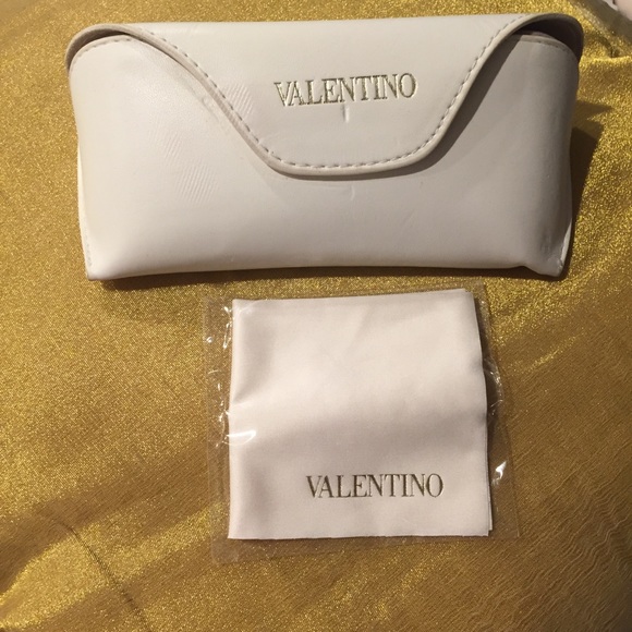 Valentino Accessories - Valentino white sunglasses case box with wipe